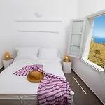 Skyline Villa *